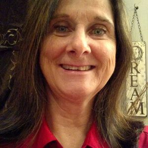 Meet your Posher, Deborah